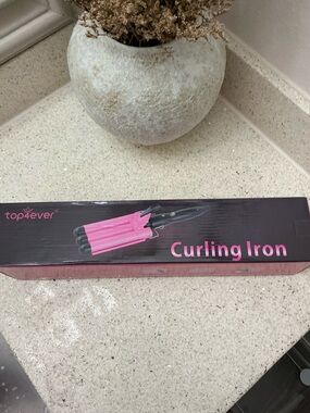 Pink Triple Barrel Curling Iron - Pink